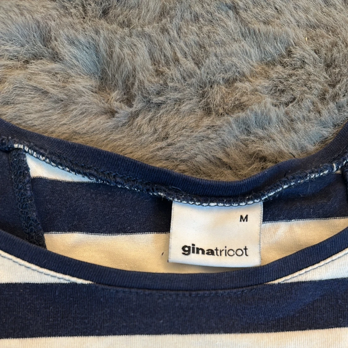 Randig kortklänning från Gina Tricot - 1