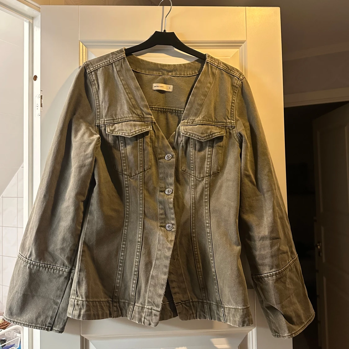 Shaped denim jacket - 1