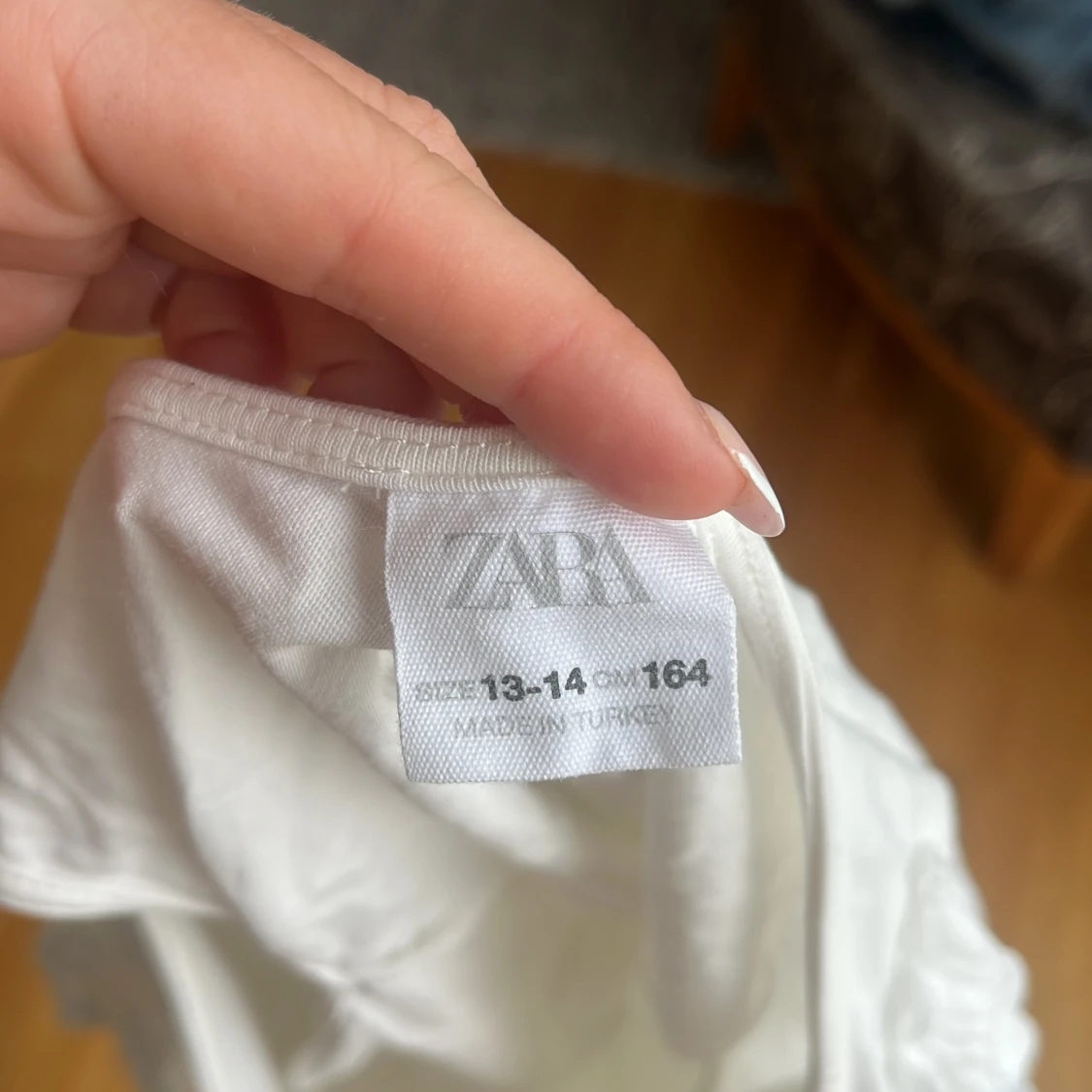 Vit volangbody från Zara - 2