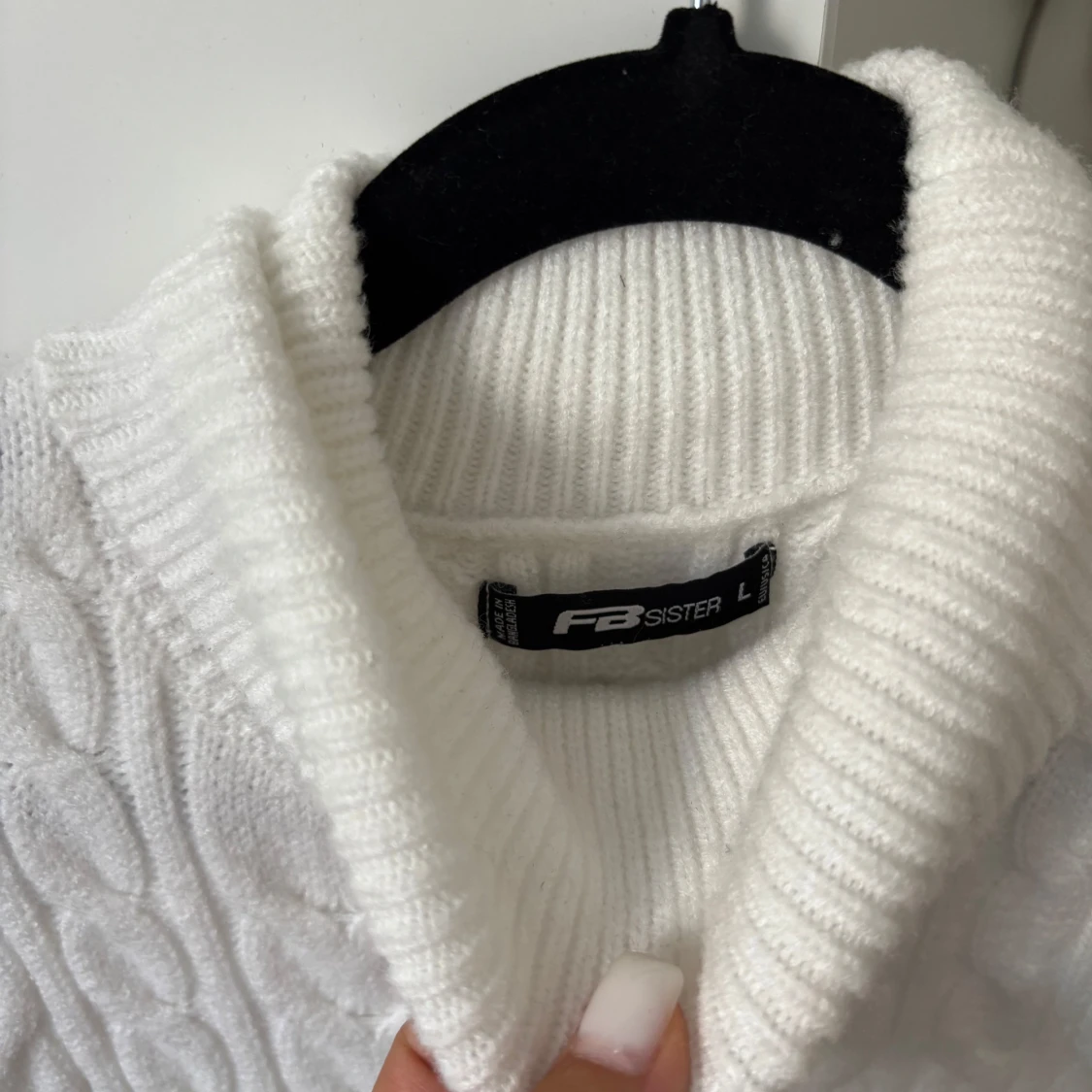 Vit stickad klänning  - 1