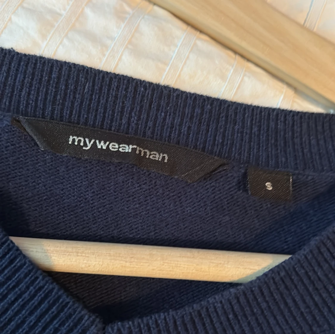 Mörkblå stickad tröja från Mywearman - 1