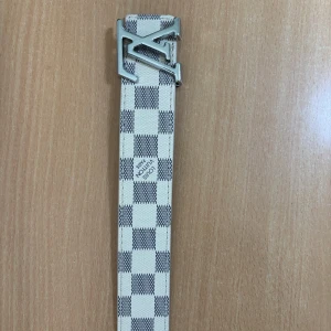 Bälte - Snyggt bälte pris 299kr.