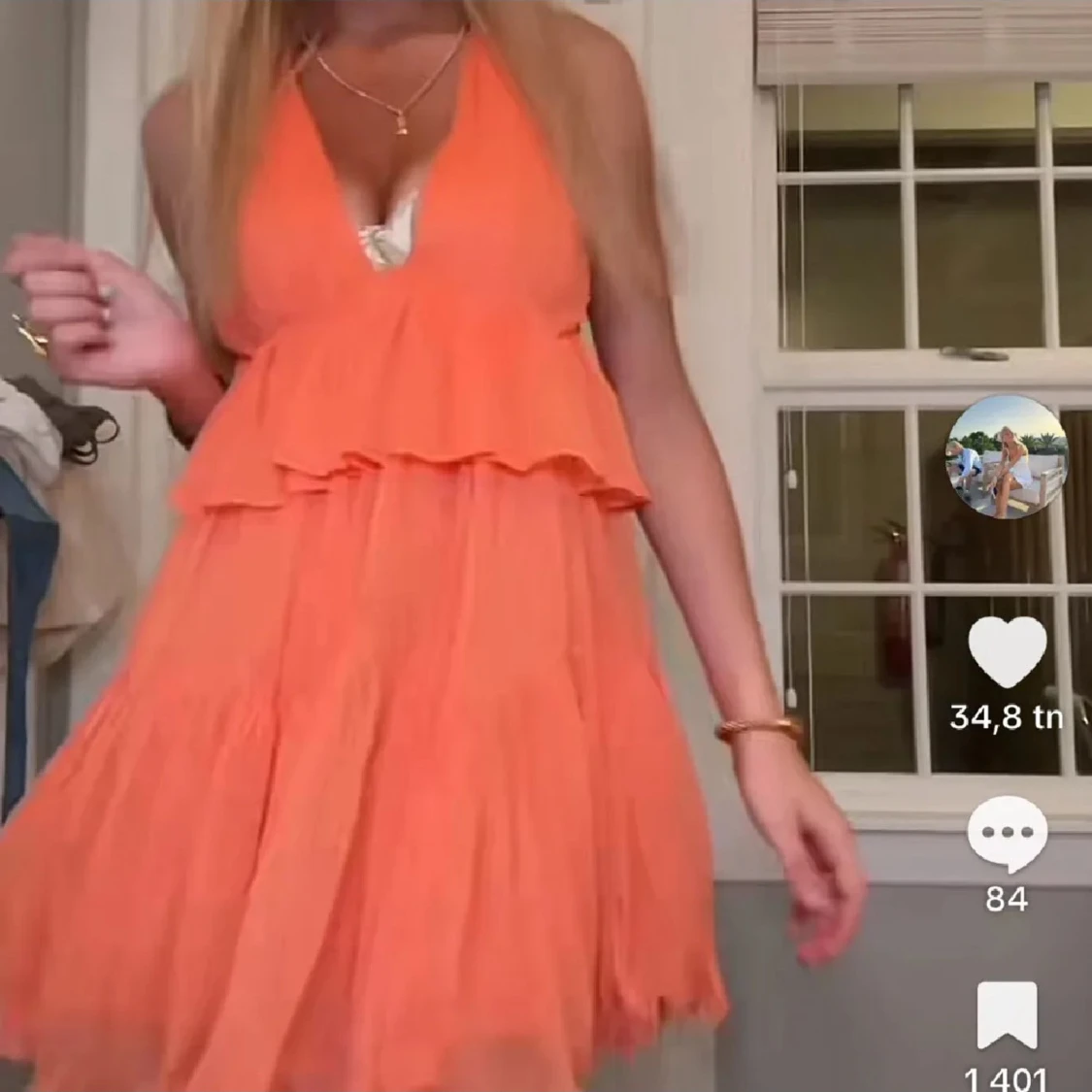 Orange klänning  - 1