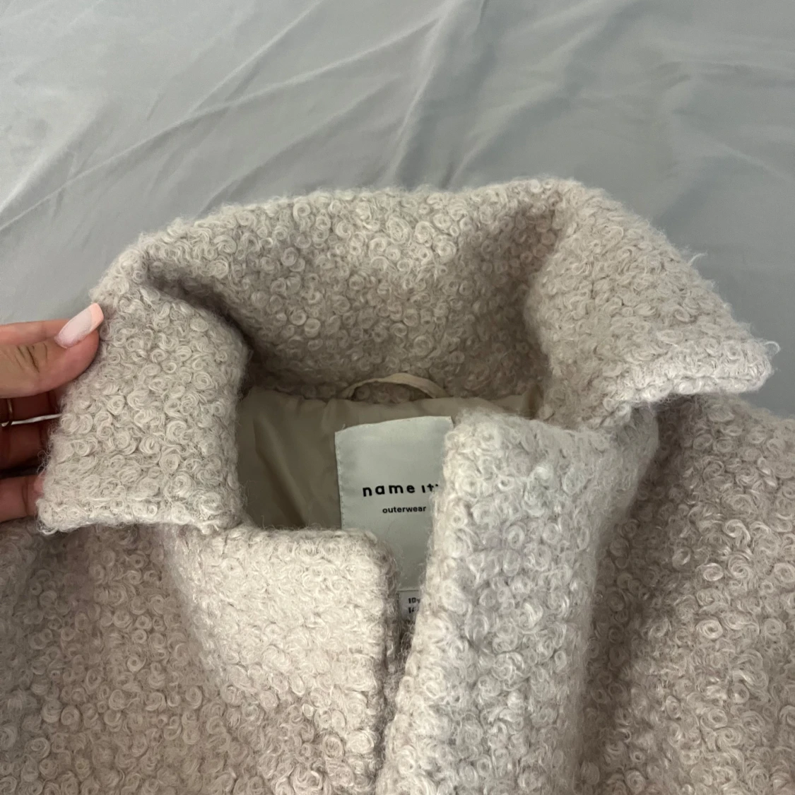 Beige teddyjacka från Name It - 4