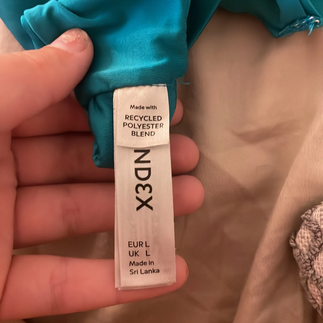 Turkosa bikiniunderdel från Lindex  - 2