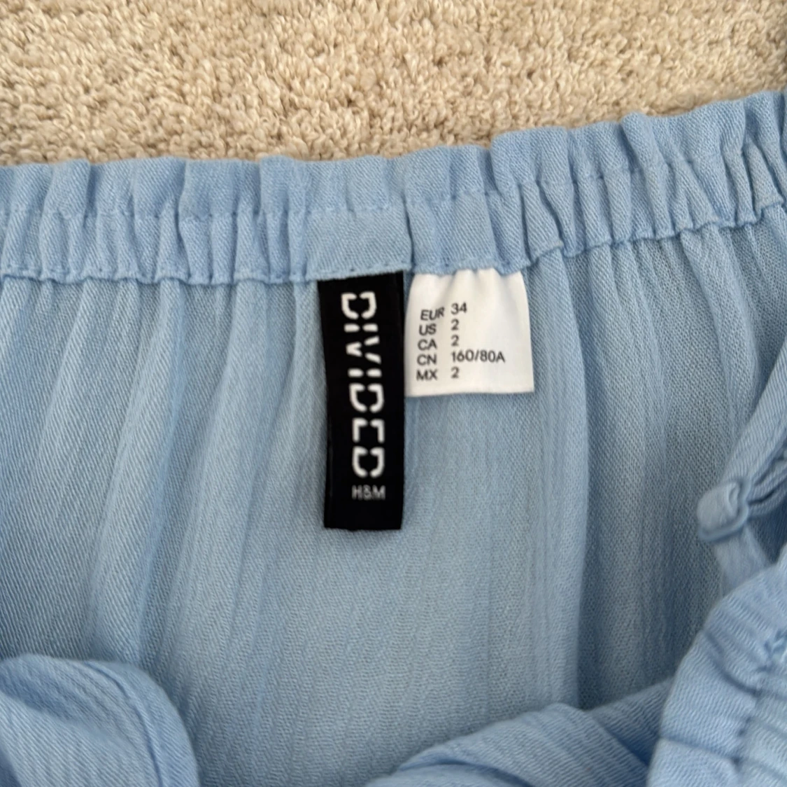 Ljusblå offshoulder blus H&M Divided - 2