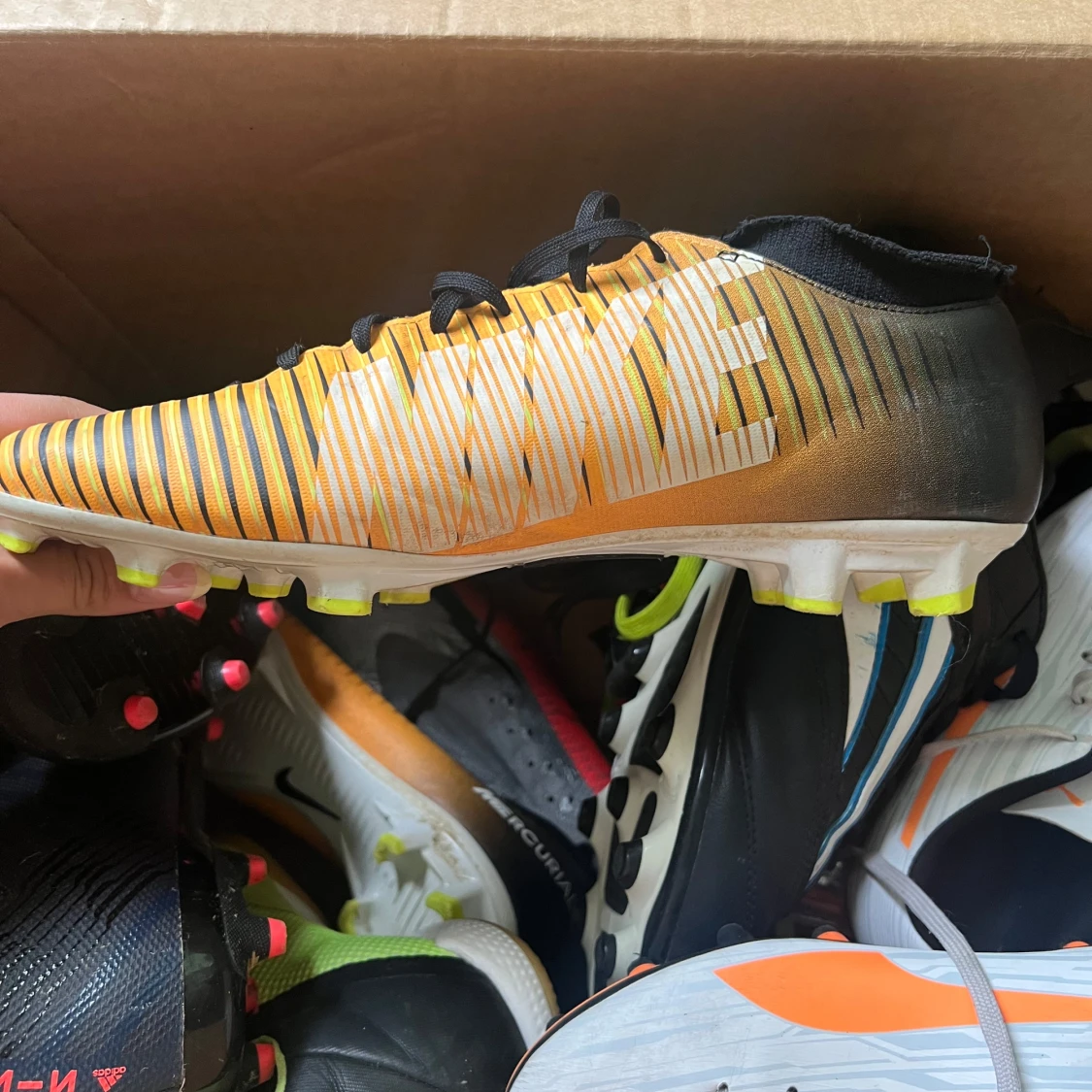 Nike Mercurial fotbollsskor orange/svart