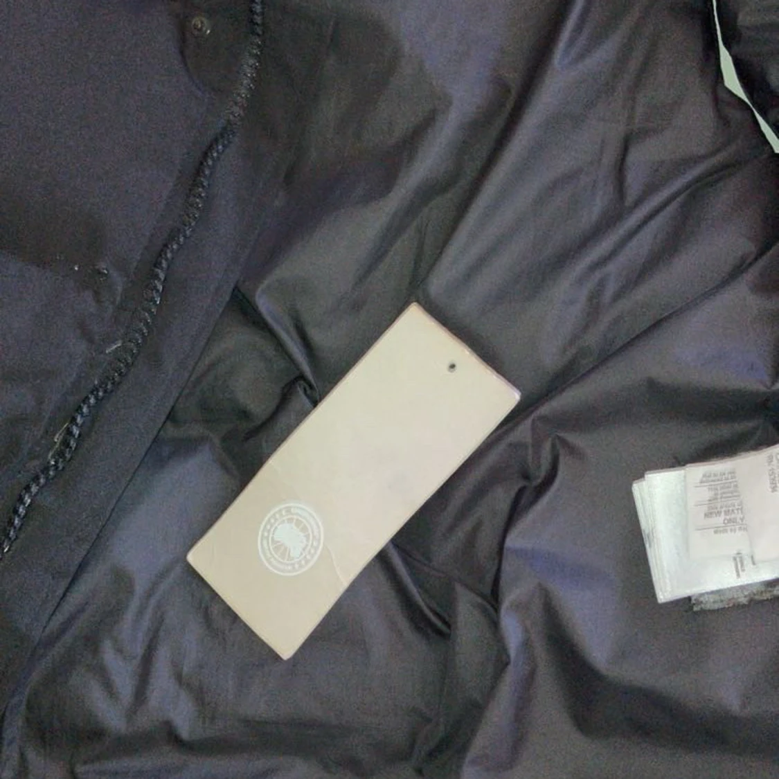 Svart dunväst från Canada Goose - 4