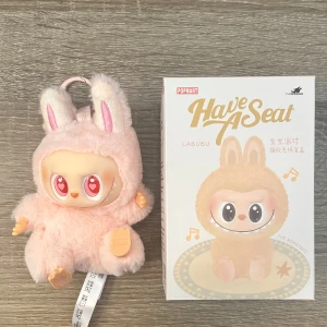 Monster V2 - Kommer med påse, box och monsters v3. Hög kvalitet!  