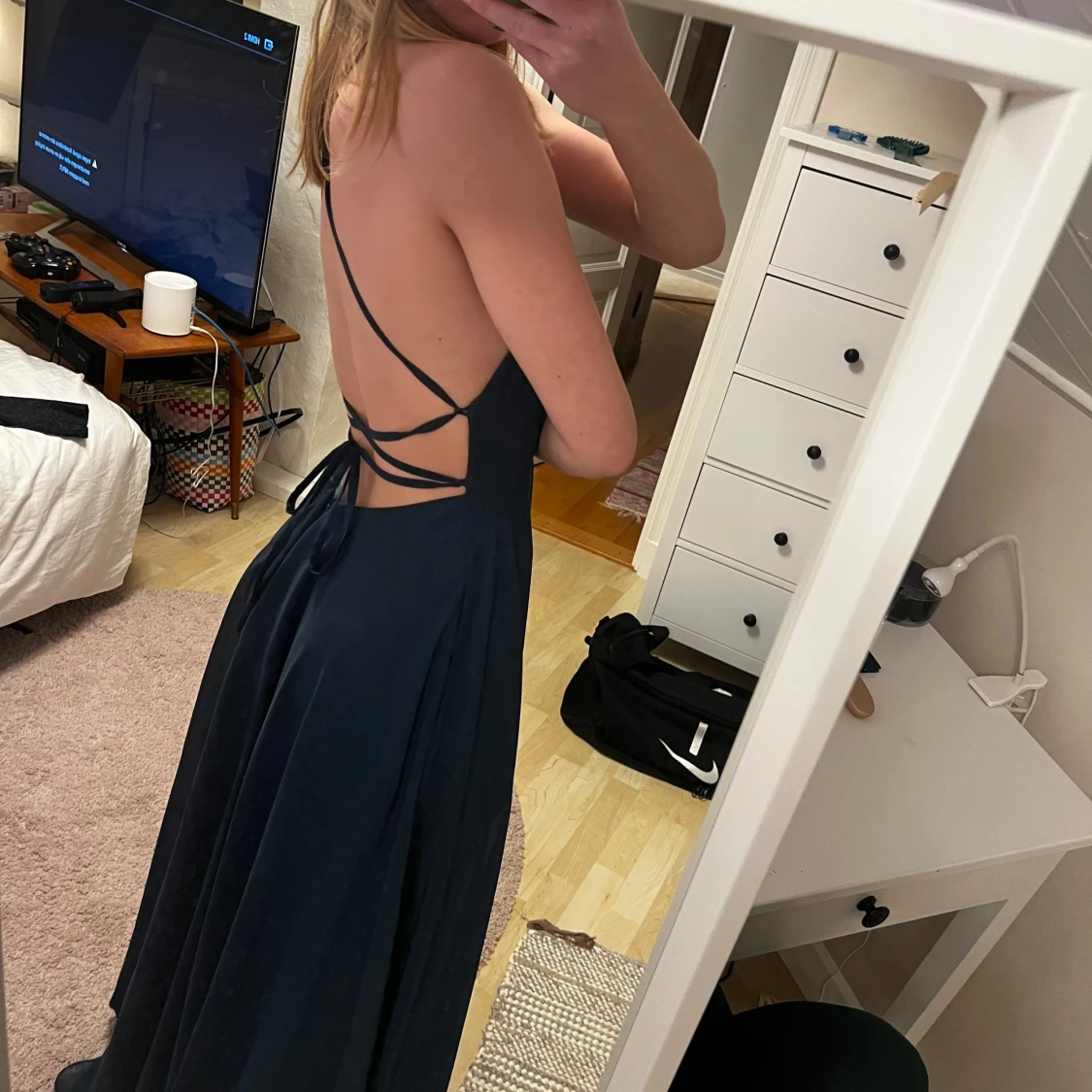 Mörkblå långklänning från JJ's House - 1