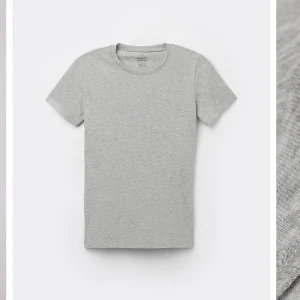 Intimissimi t-shirt - Grå intimissimi t-shirt. Nyskick