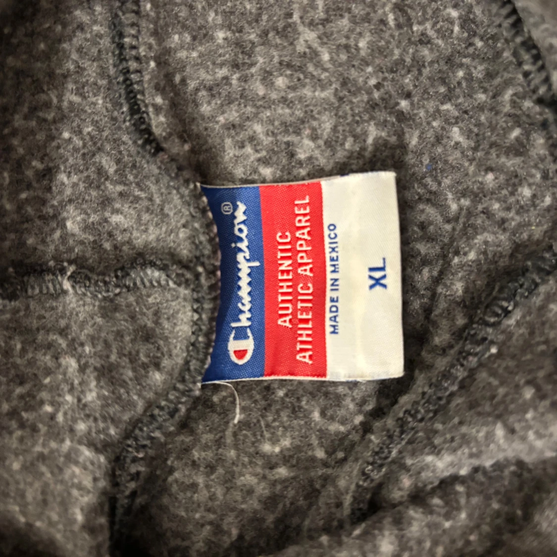 Grå hoodie från Champion - 3