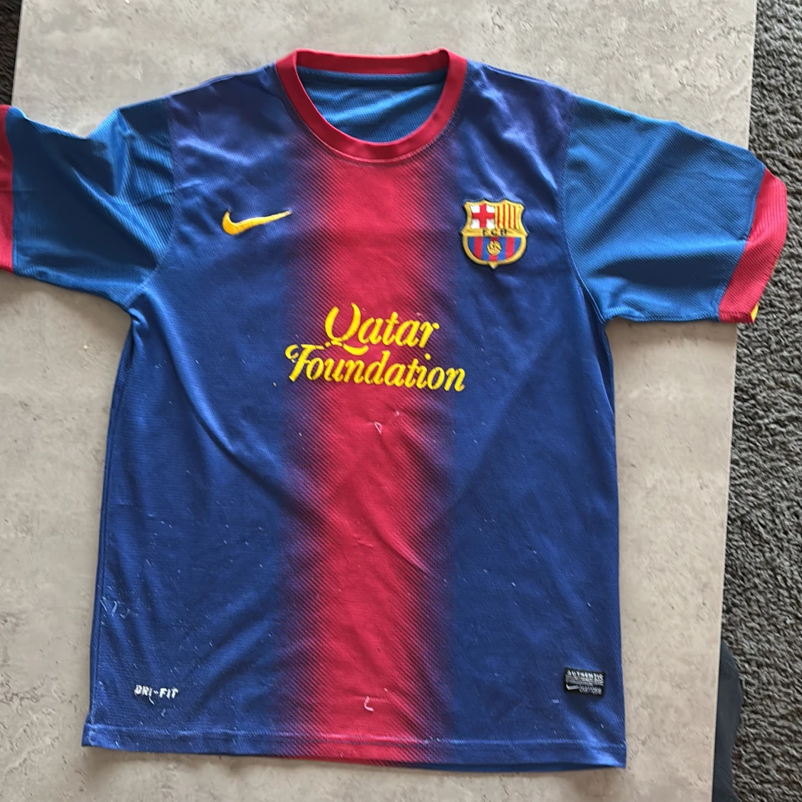 Blå och röd fotbollströja från Nike - 1