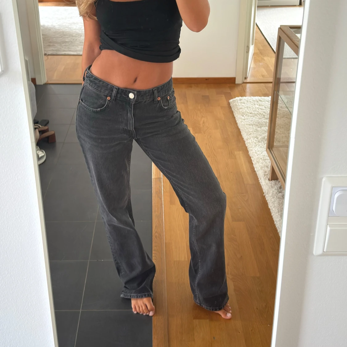 Gråa raka jeans från zara - 4