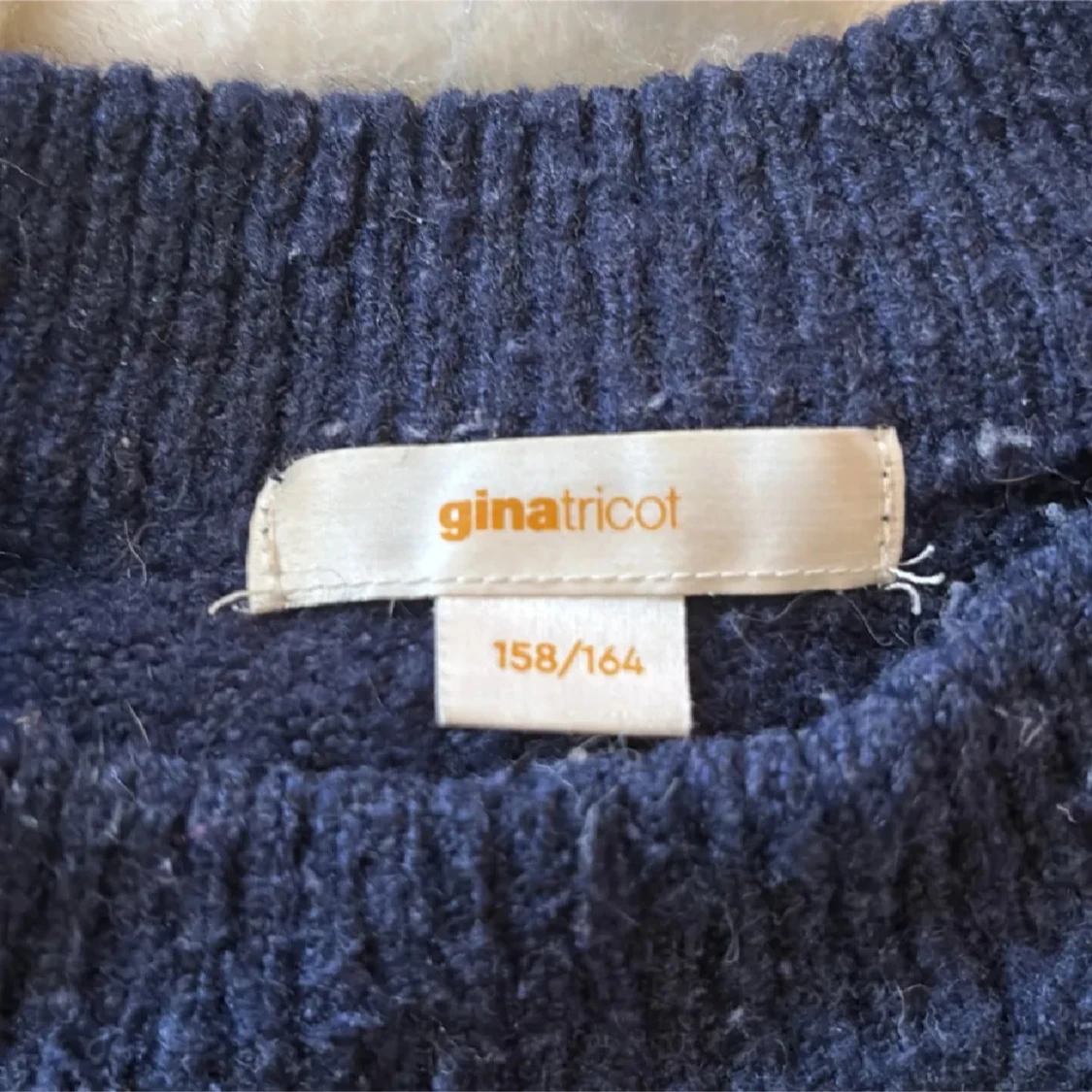 Mörkblå stickad tröja Gina Tricot - 1