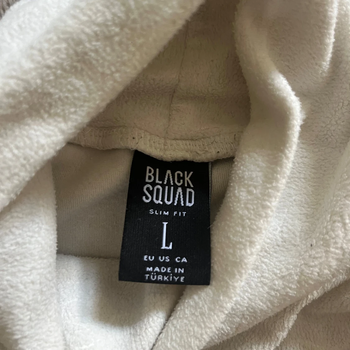 Vit polotröja från Black Squad L - 2