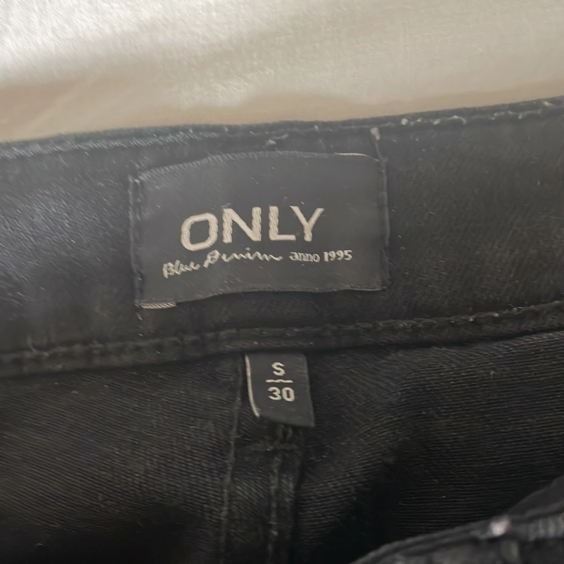 Svarta bootcut jeans från ONLY - 1