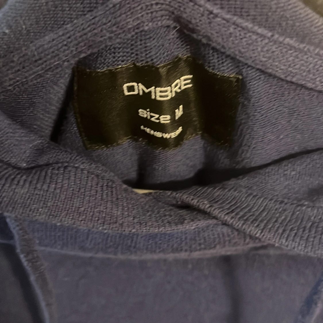 Mörkblå hoodie från Ombre - 2