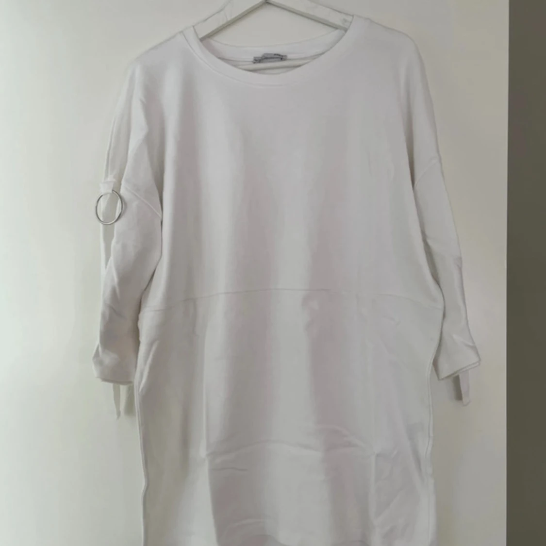 Vit oversize chill klänning från Zara