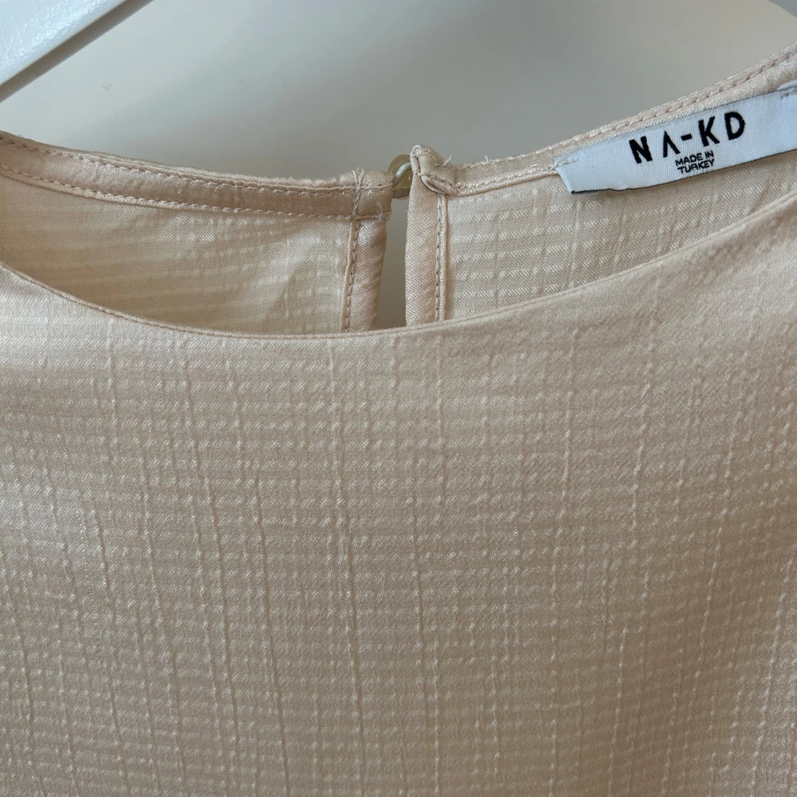 Beige blus från NA-KD - 2