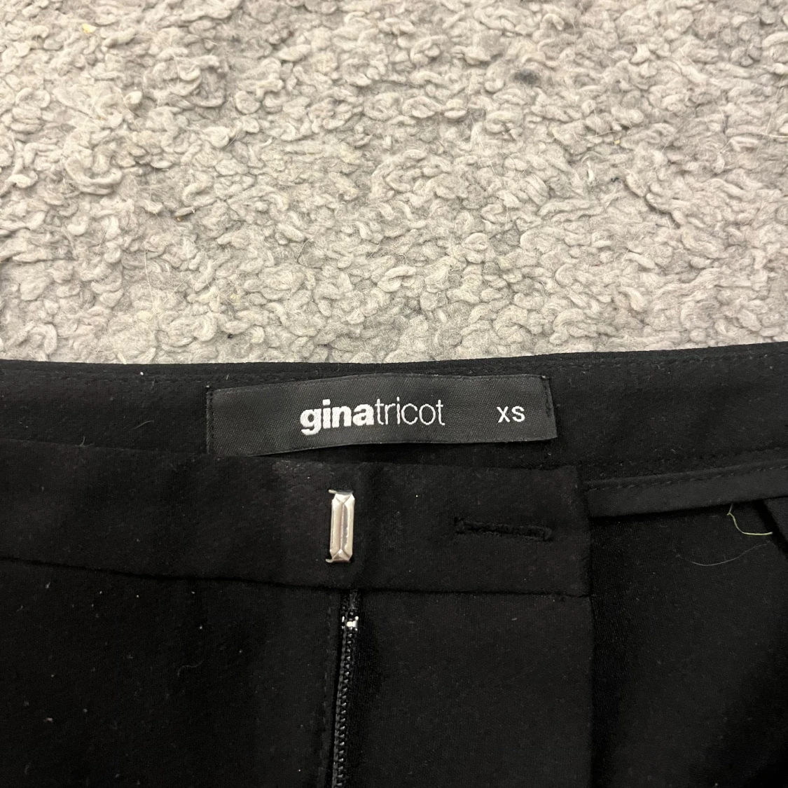 Svarta kostymbyxor - 4