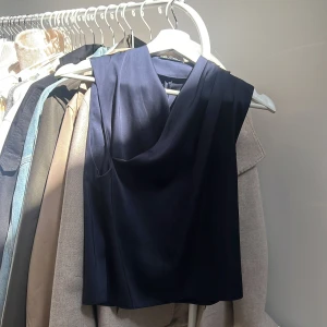 Zara topp marinblå  - Zara topp i bra skick