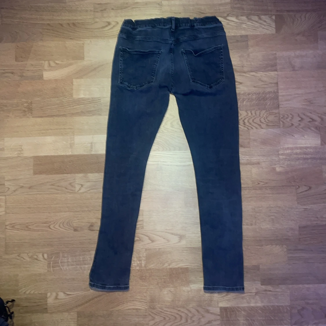 Svarta Gant Jeans - 1