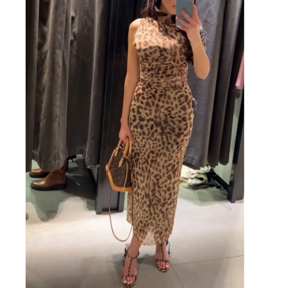 leopard topp och kjol - 1