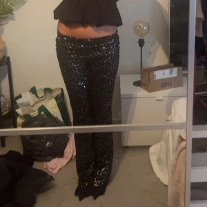 Paljett byxor / glitterbyxor - Såå snygga och coola paljett byxor!! Helt perfekta 