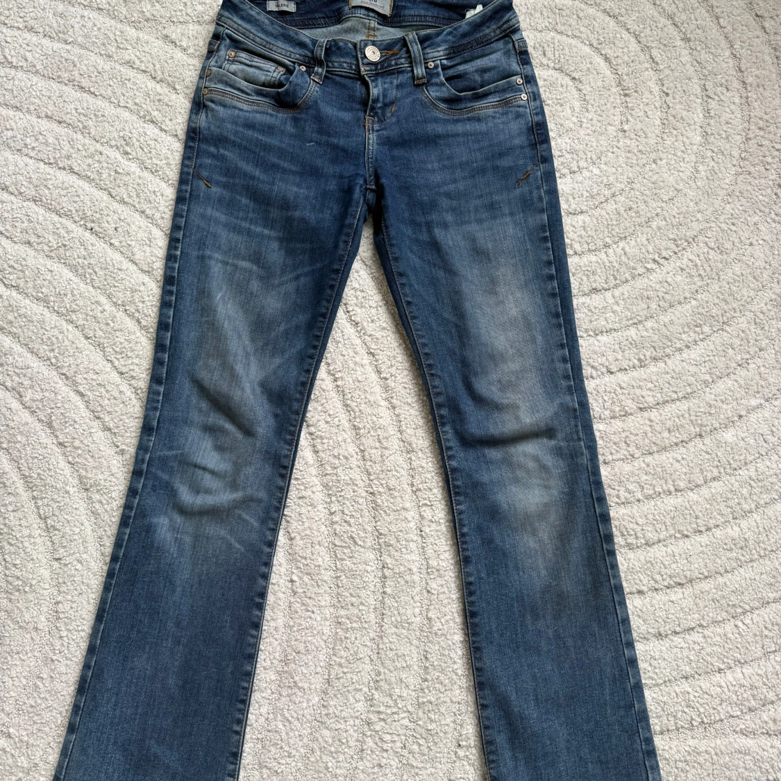 Blå bootcut jeans från LTB - 2