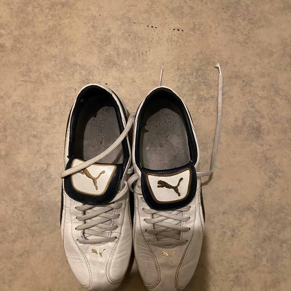 Puma King fotbollsskor i vitt och svart limited edition MCMLXVII - 3