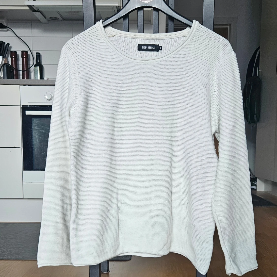 Vit stickad tröja från Size & Needle