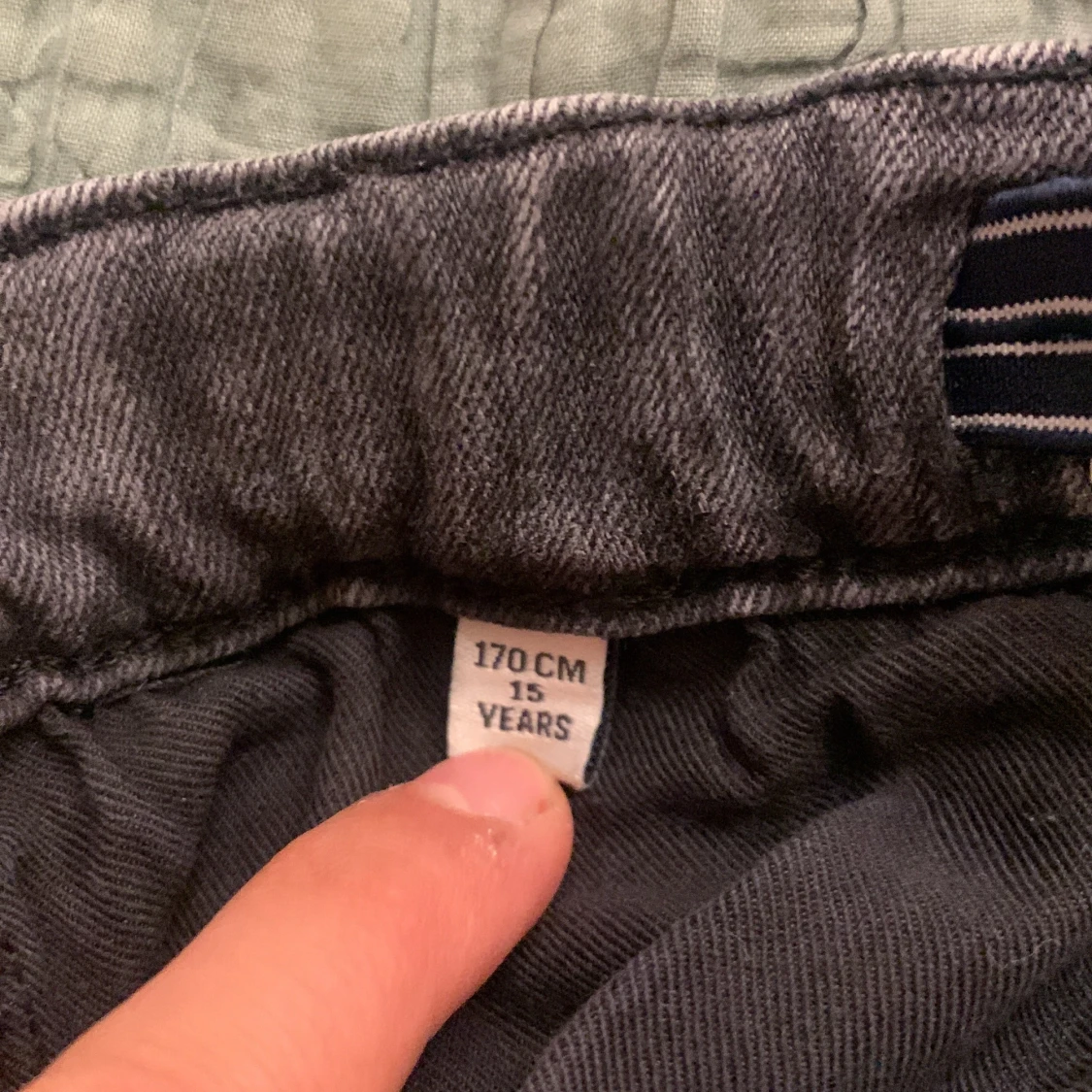 Grå jeans från Gant - 3