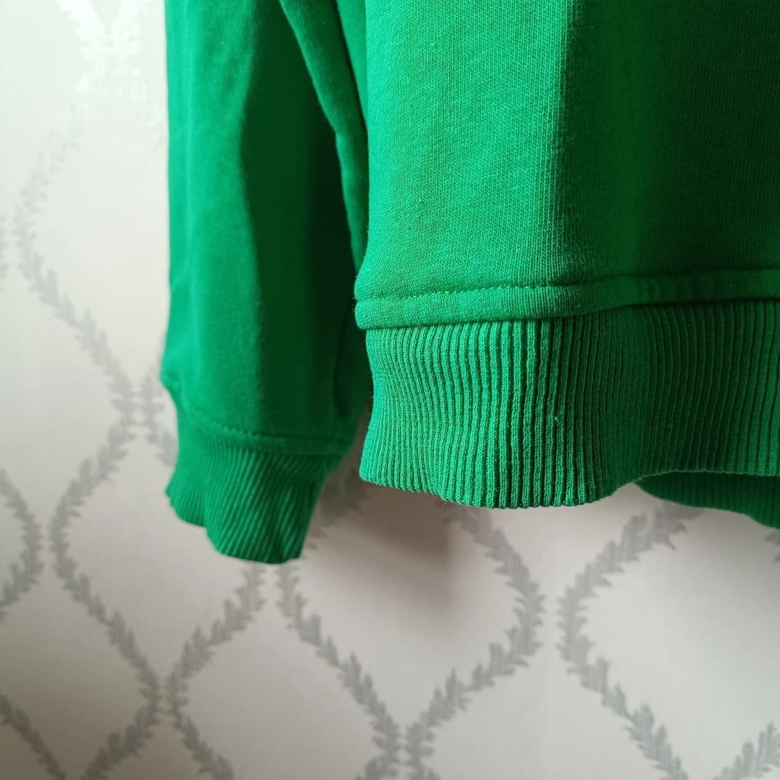 Grön sweatshirt från 157 - 3