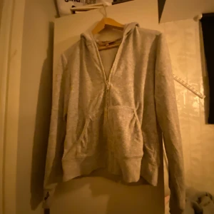 Juicy couture  - Hoodie och matchande byxor 