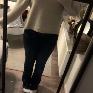 Mörkblå ltb jeans  - Säljer jätte fina mörkblå  jeans från ltb som är oanvända! Storlek w 29 l 34. Skriv om frågor eller bilder!