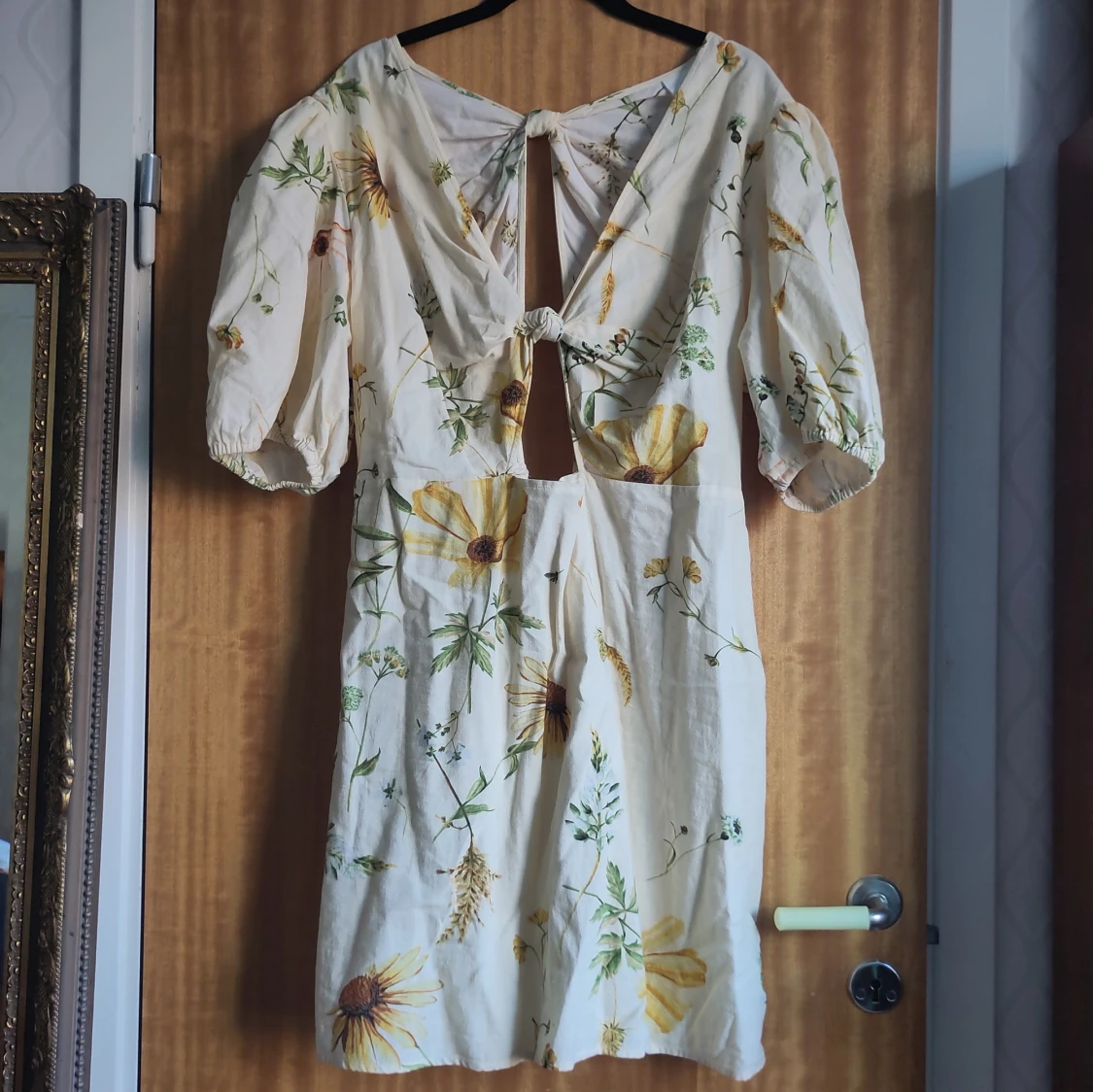 Blommig klänning från H&M