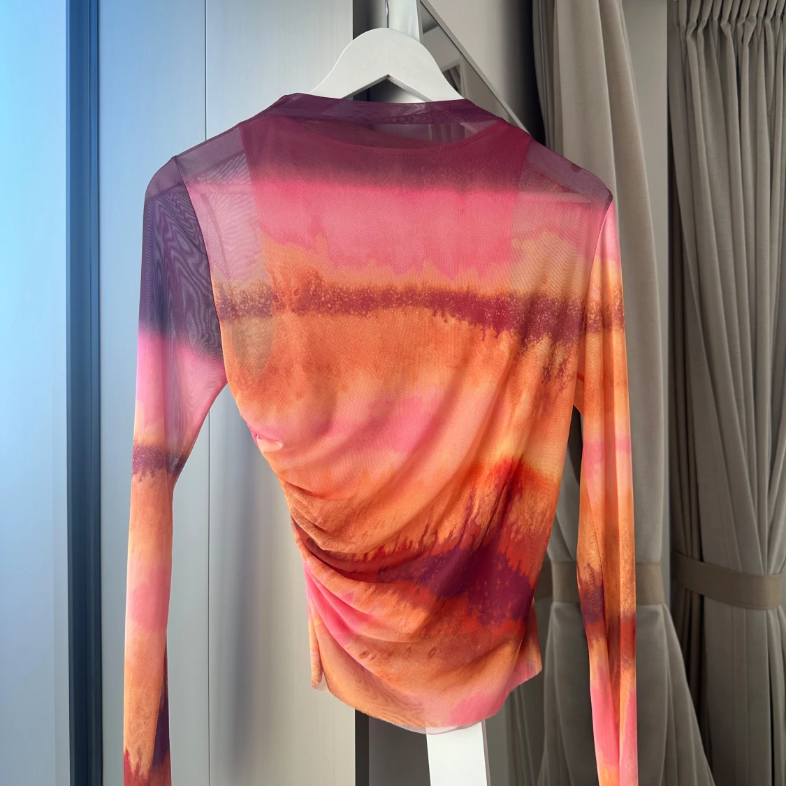 Färgglad långärmad topp från Zara - 2