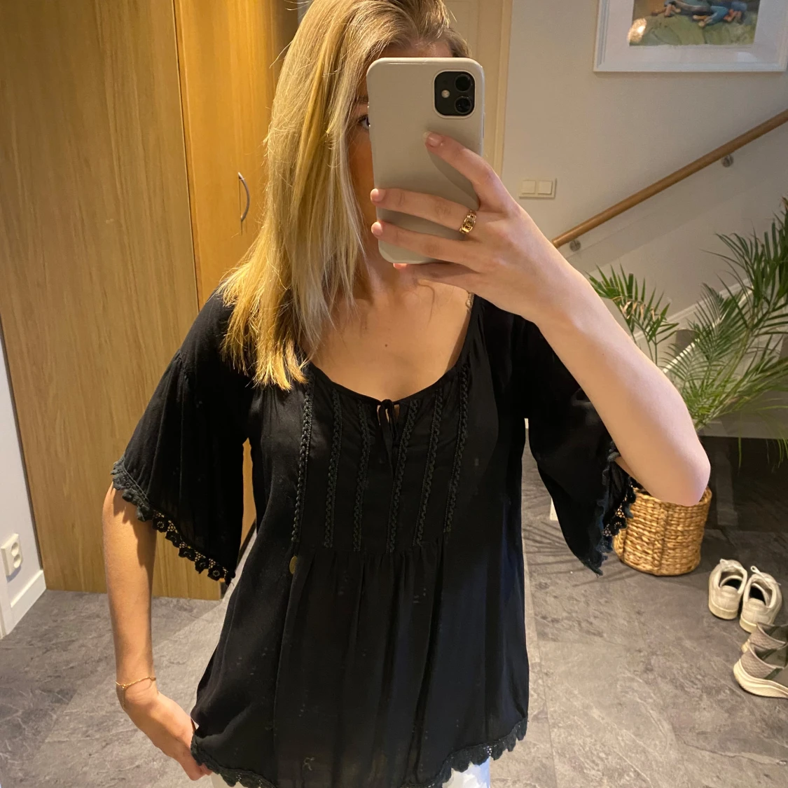 Svart blus från Mark & Spencer