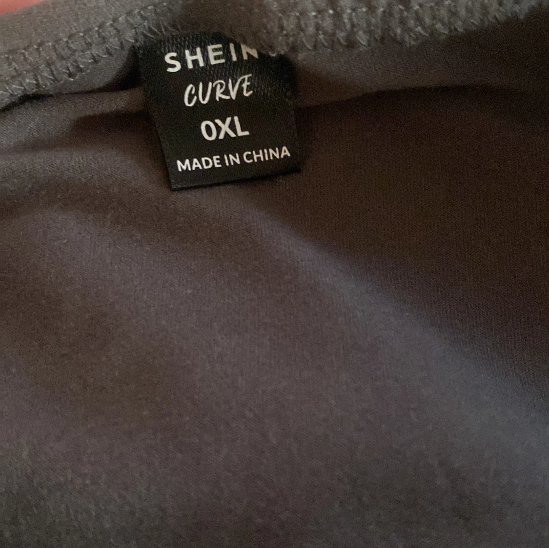 Grå tub topp från Shein - 2