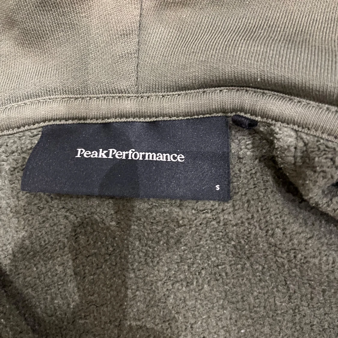 Olivgrön hoodie Peak Performance S - 2