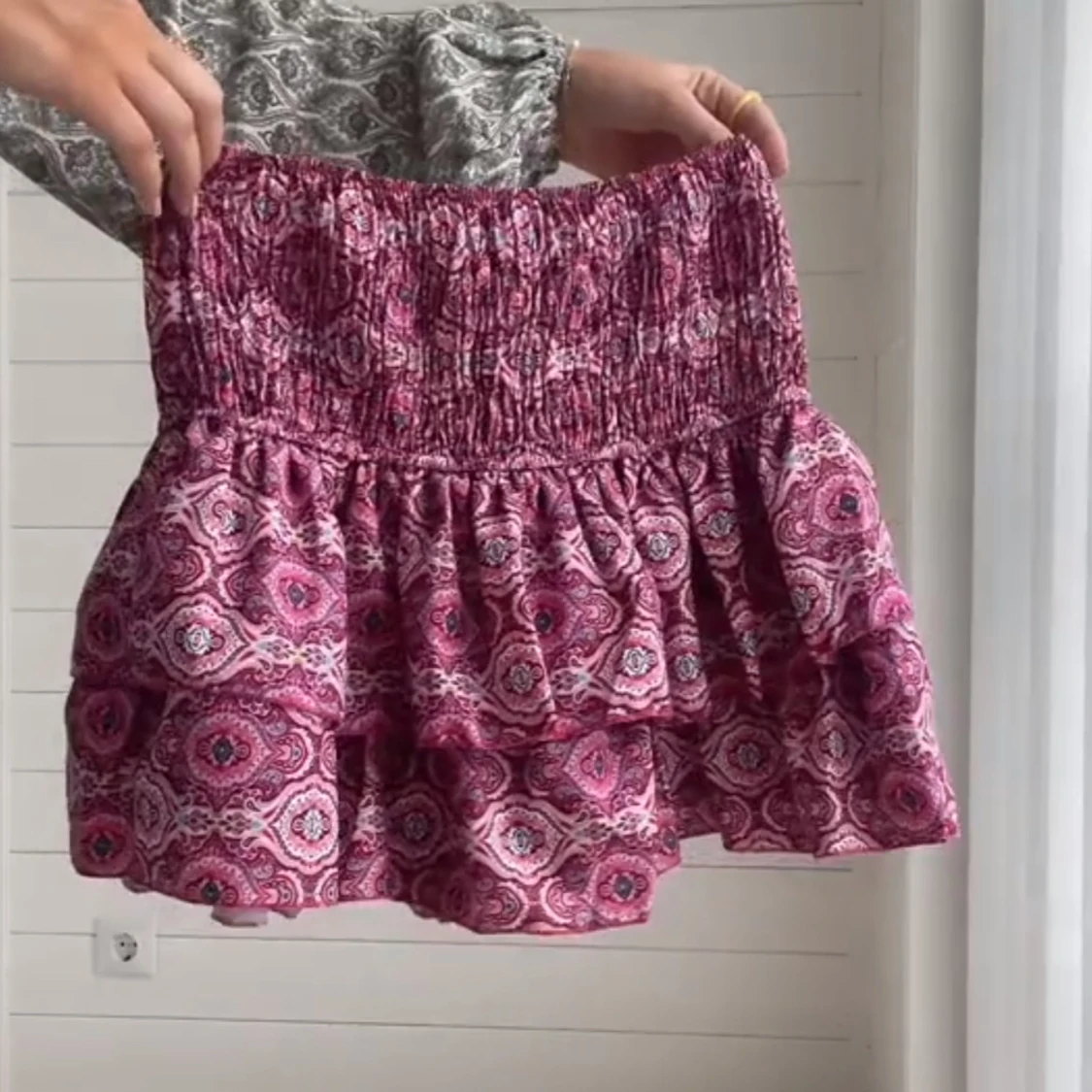 Rosa volangkjol meet me there  - 2