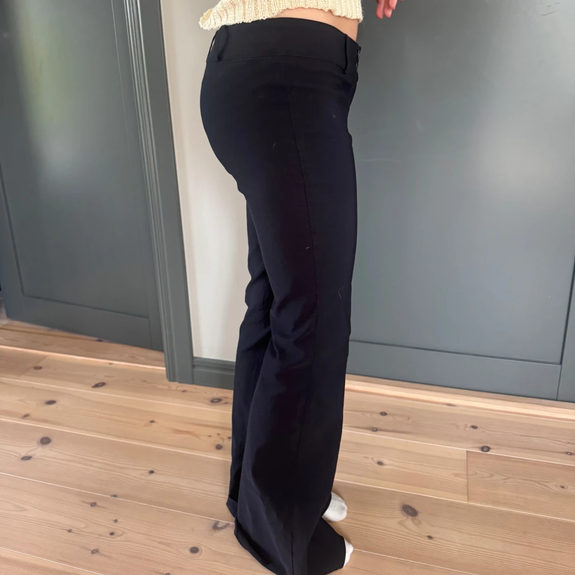 Svarta bootcut kostymbyxor - 3