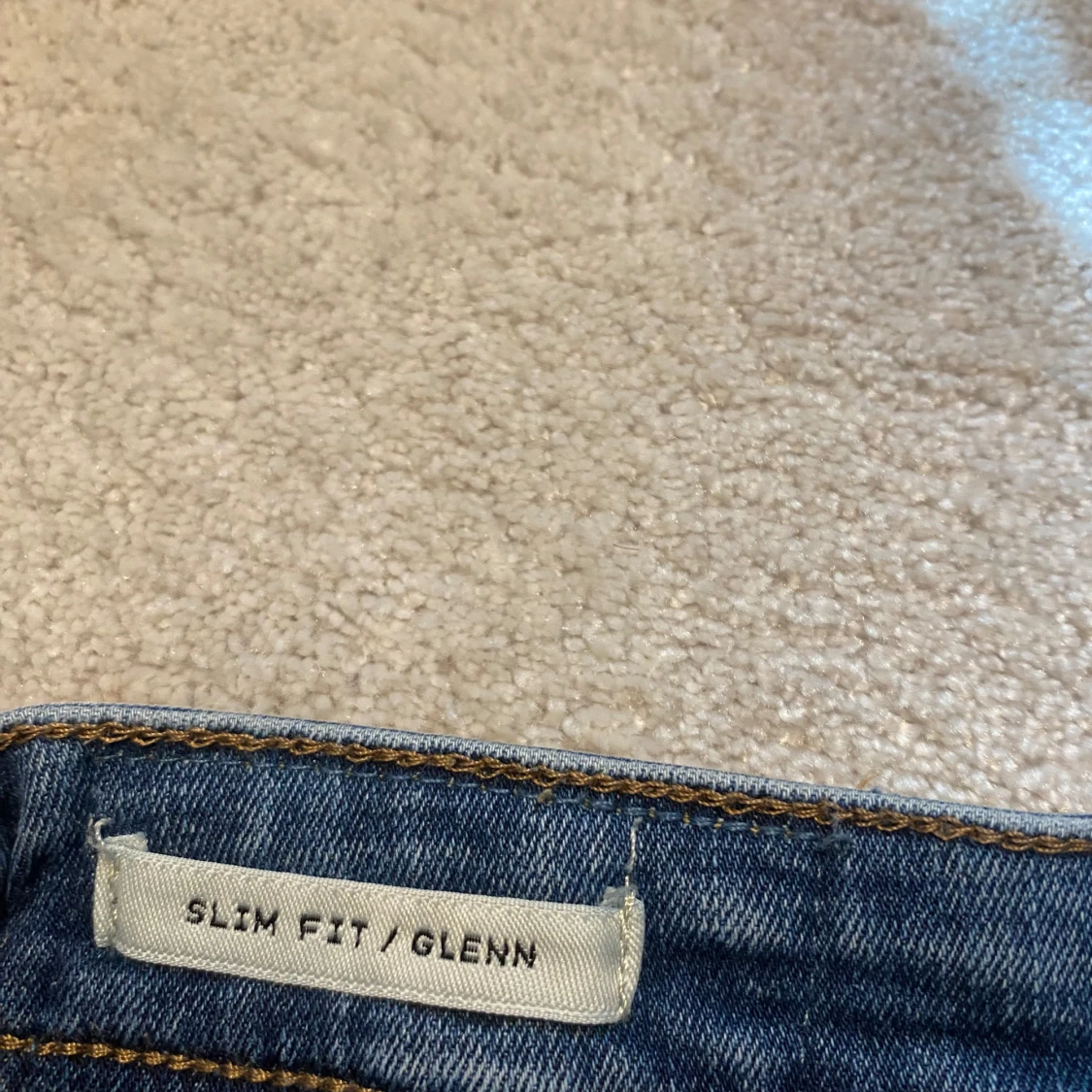 Jack n Jones jeans med slitningar - 3