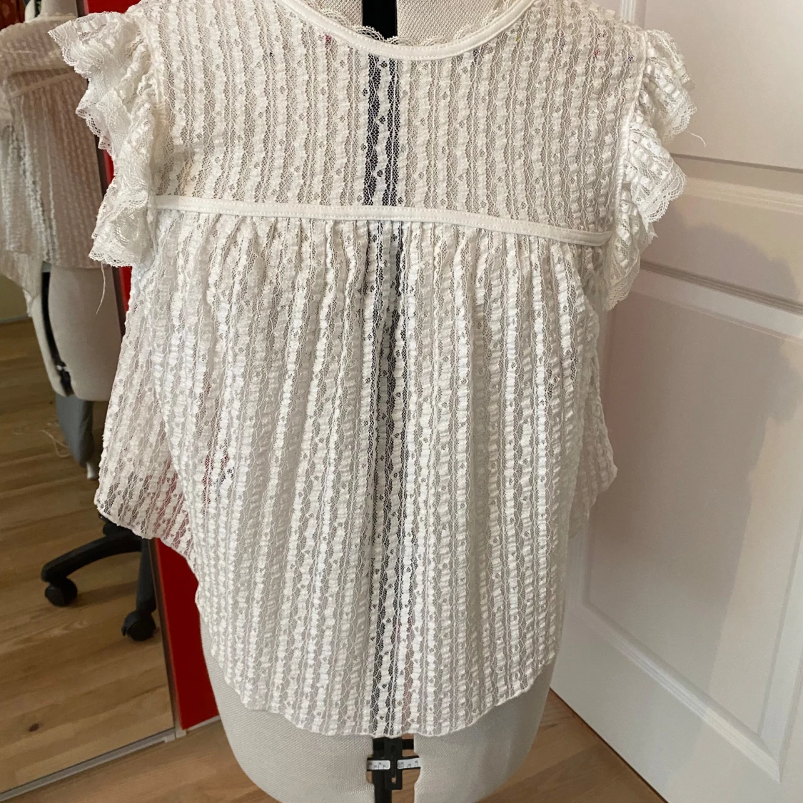 Vit spets blus från Nellie