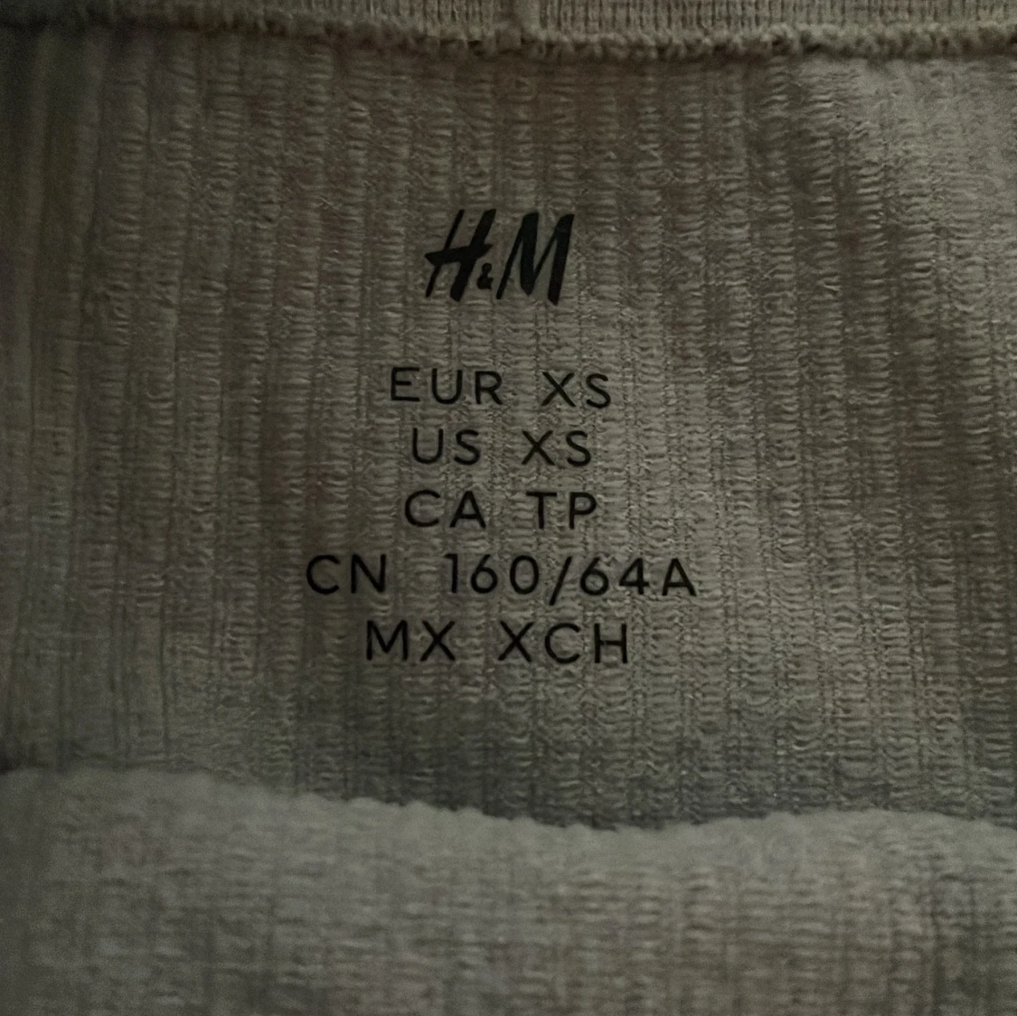 Grå ribbade tränningbyxor  från H&M - 3