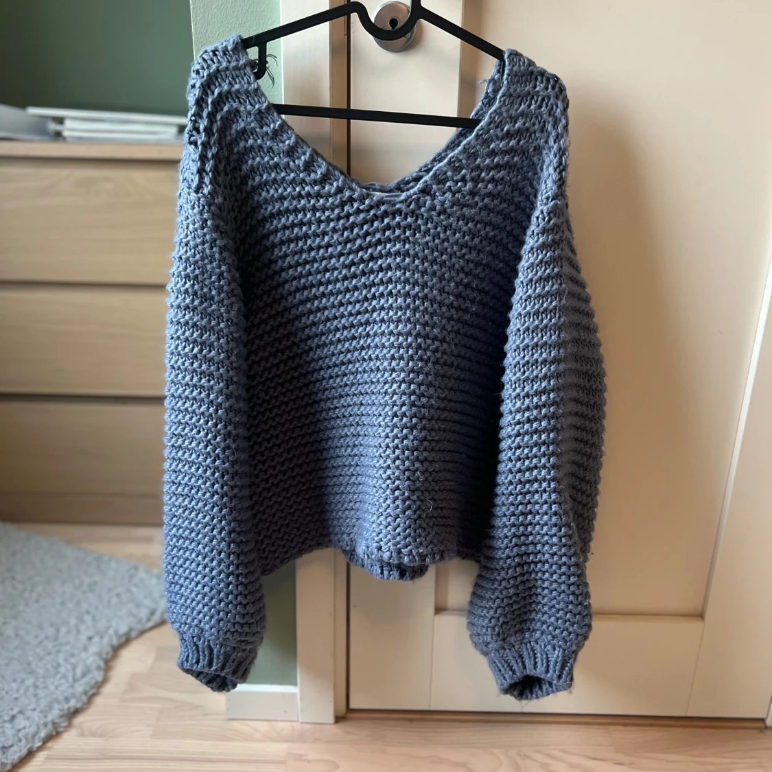 Blå stickad tröja från NA-KD - 3