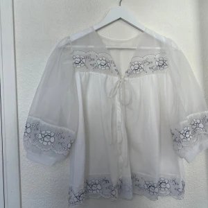 Topp - Sötaste vintage topp🫶🏼  Finns ingen liknande! ❌ej prutbart❌