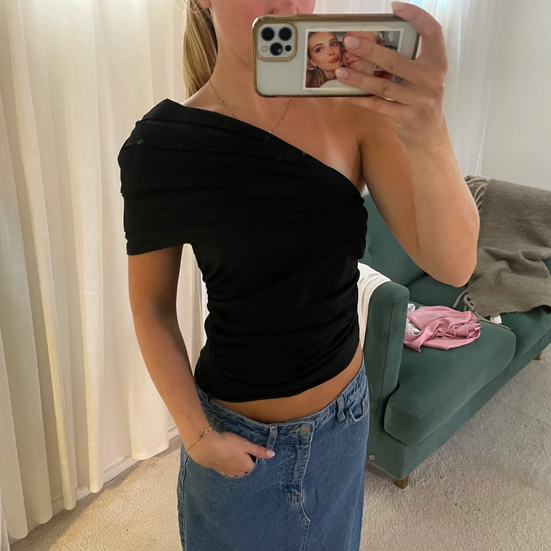 Svart oneshoulder topp - 1