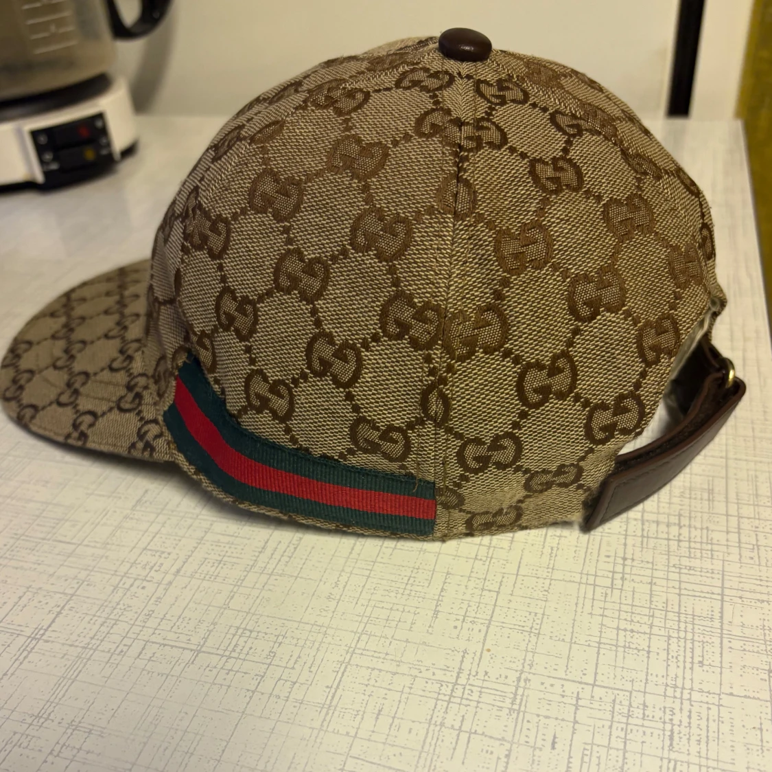 Gucci keps med GG-mönster och ränder - 2